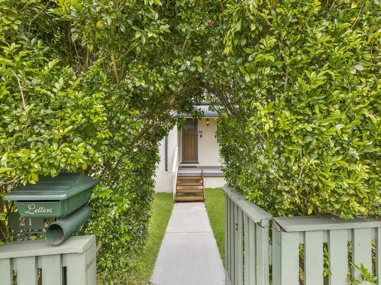 21 Warner Avenue, Wyong NSW 2259