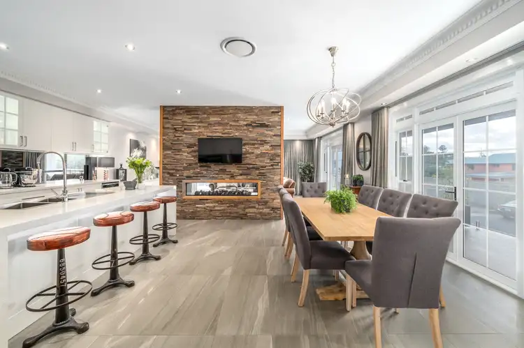 164 Brooks Street, Bar Beach NSW 2300