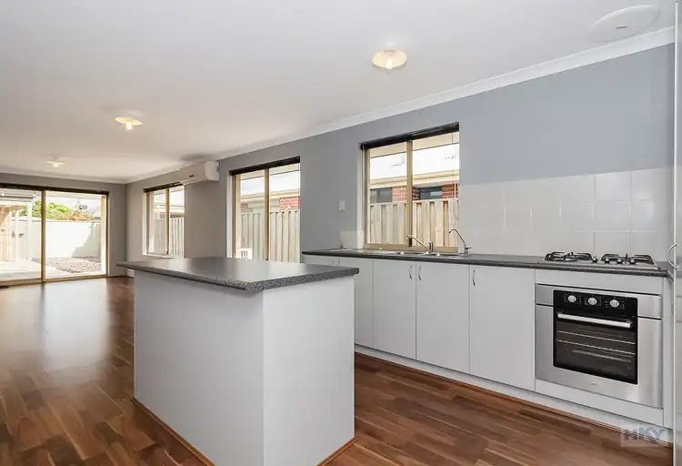 27 Bradshaw Crescent, Ellenbrook WA 6069
