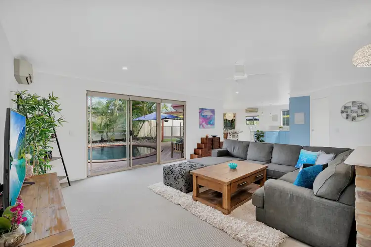 Second view of Homely house listing, 2 Lark Court, Carrara QLD 4211