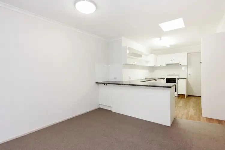 Fifth view of Homely unit listing, 2/92 Amarina Avenue, Mooloolaba QLD 4557