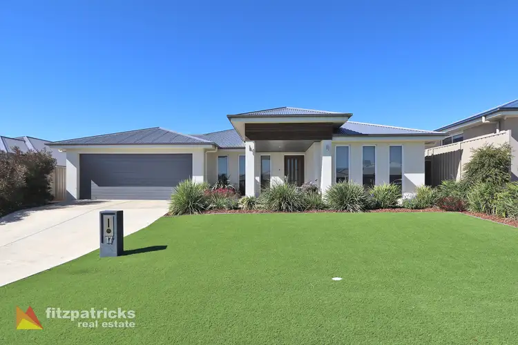 17 Chang Avenue, Lloyd NSW 2650