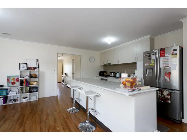 Fifth view of Homely house listing, 10 Billabong Avenue, Sale VIC 3850
