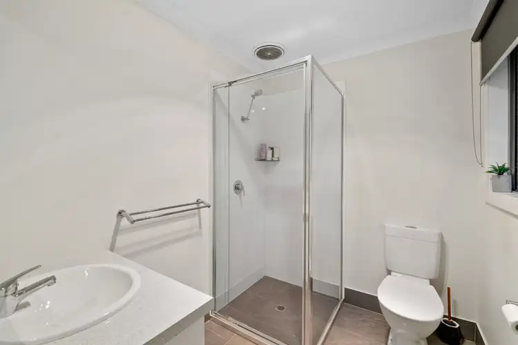Sixth view of Homely house listing, 2/8A Garfield Road, Garfield VIC 3814