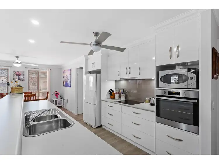Second view of Homely house listing, 7 Sharoy Court, Placid Hills QLD 4343