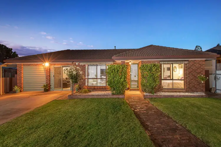 17 Benn Crescent, Albury NSW 2640