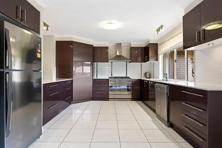 11 Panorama Crescent, Gowrie Junction QLD 4352