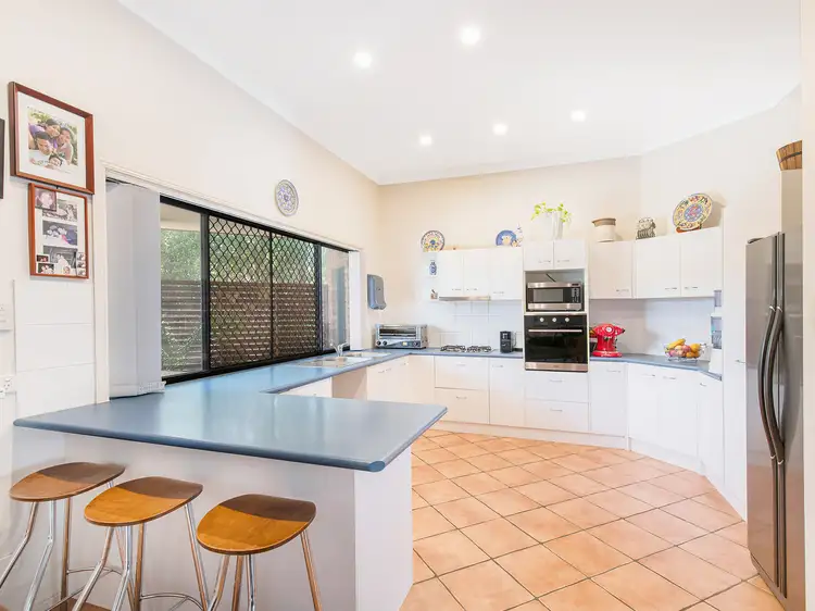 19 Tantanoola Street, Parkinson QLD 4115