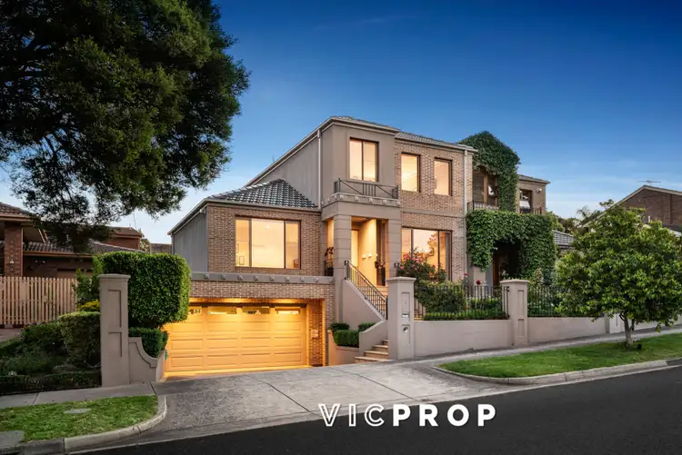 2 Brentvale Court, Doncaster VIC 3108