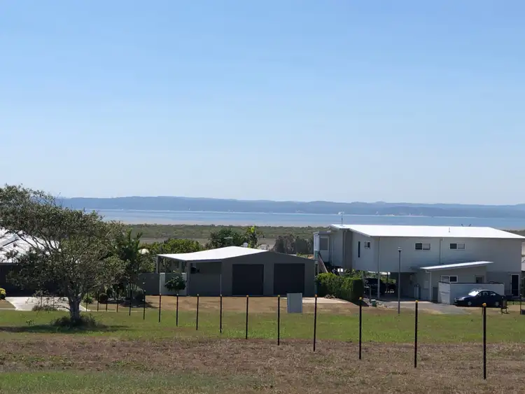 51 Windjammer Circuit, River Heads QLD 4655