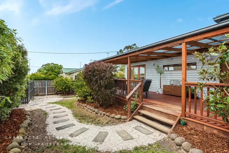 15 Kelvedon Avenue, Taroona TAS 7053