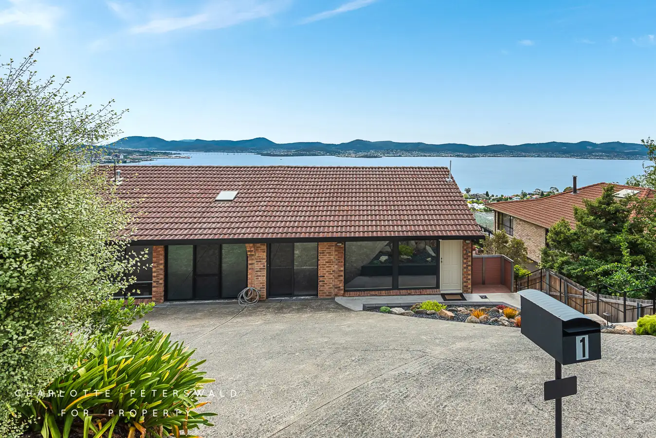 Main view of Homely unit listing, 1/1 Amanda Crescent, Sandy Bay TAS 7005