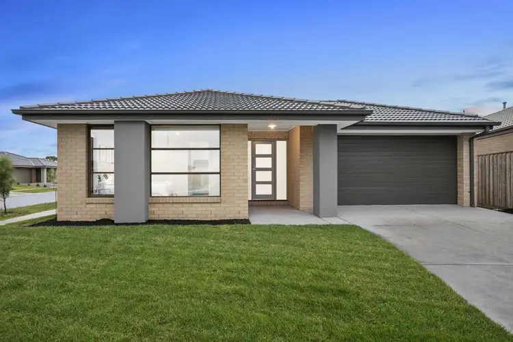 34 Bramley Avenue, Charlemont VIC 3217