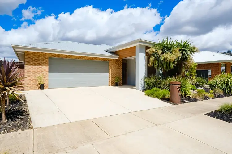 10 Brooks Terrace,, Killara VIC 3691