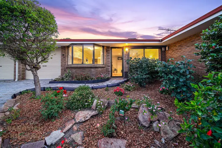 2/120 Matheson Road, Applecross WA 6153
