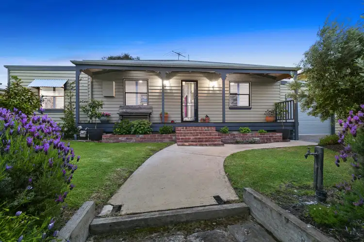 41 Pomora Avenue, Torquay VIC 3228