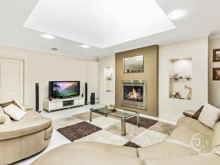 Fifth view of Homely house listing, 39 Dunferline Crescent, Cranbourne VIC 3977