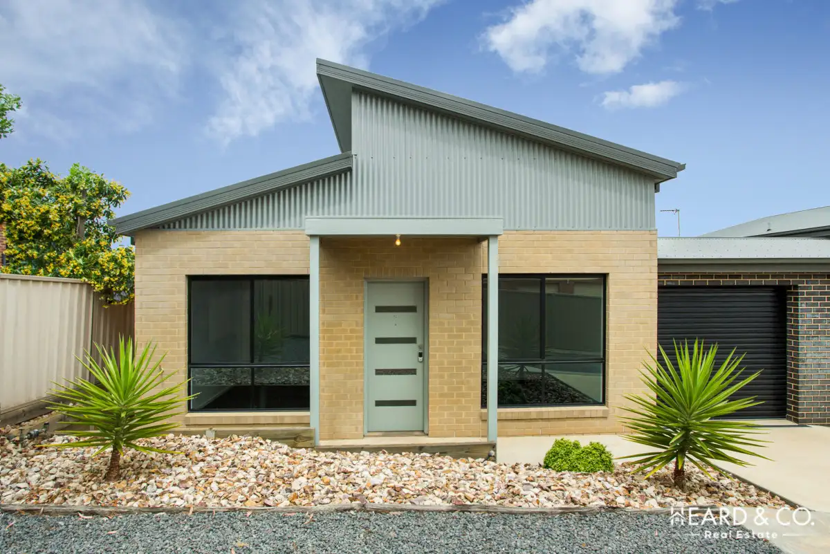 Main view of Homely unit listing, 5/71 Allingham Street, Golden Square VIC 3555
