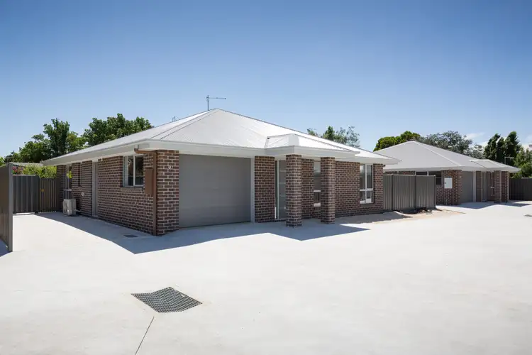 Main view of Homely unit listing, 4/172 Wellington Street, Longford TAS 7301