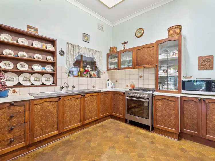 Sixth view of Homely house listing, 10 Hobbs Avenue, Como WA 6152