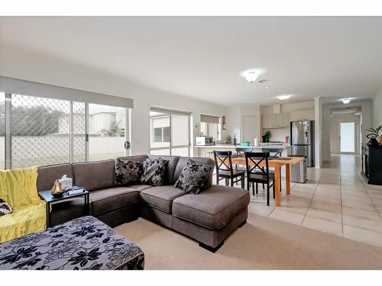 Second view of Homely villa listing, 2/88 Patten Street, Sale VIC 3850