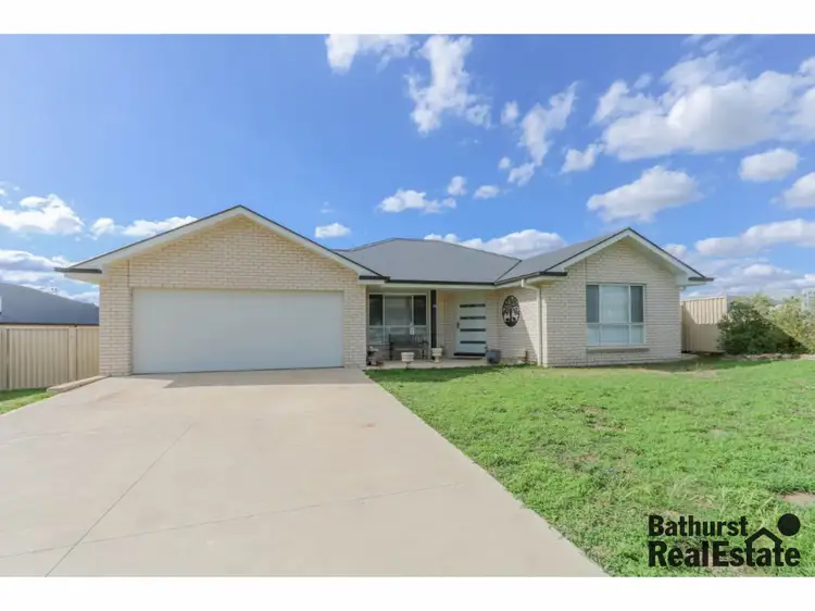 Main view of Homely house listing, 15 Coates Drive, Kelso NSW 2795