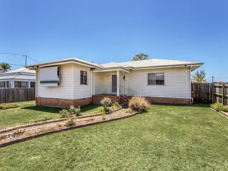 15 Dudleigh Street, Booval QLD 4304