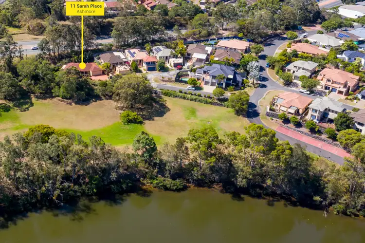 11 Sarah Place, Ashmore QLD 4214