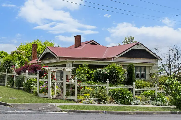 51 McIntyre Street, Hamilton VIC 3300