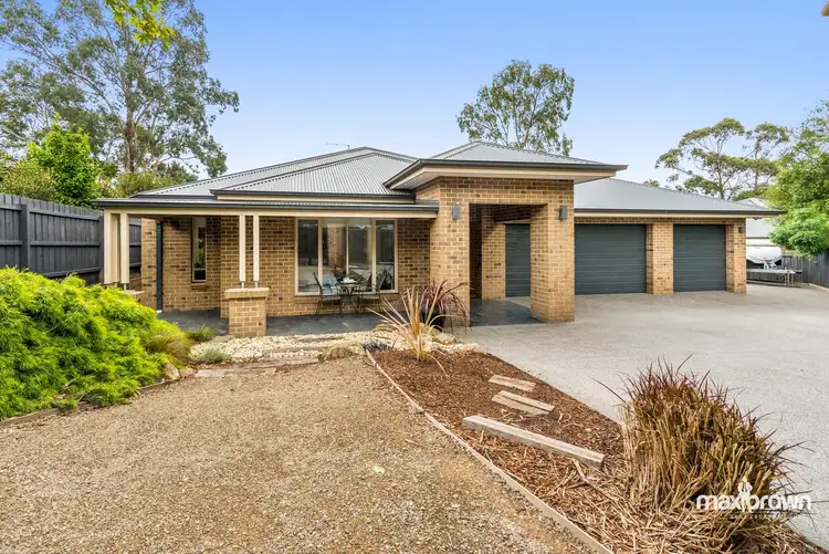 2/13-15 Read Road, Seville VIC 3139