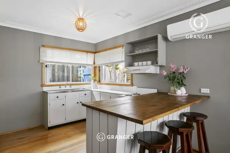 94 Sixth Avenue, Rosebud VIC 3939