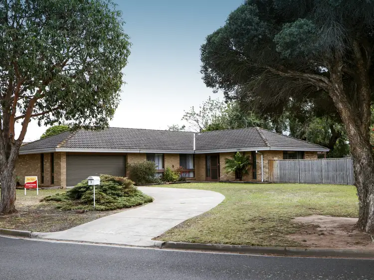 7 Canopus Court, Sale VIC 3850