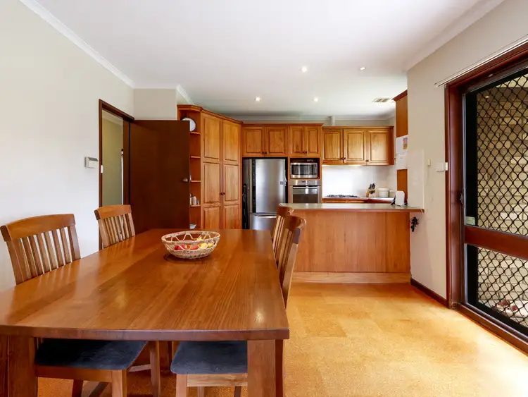 Fifth view of Homely house listing, 7 Canopus Court, Sale VIC 3850
