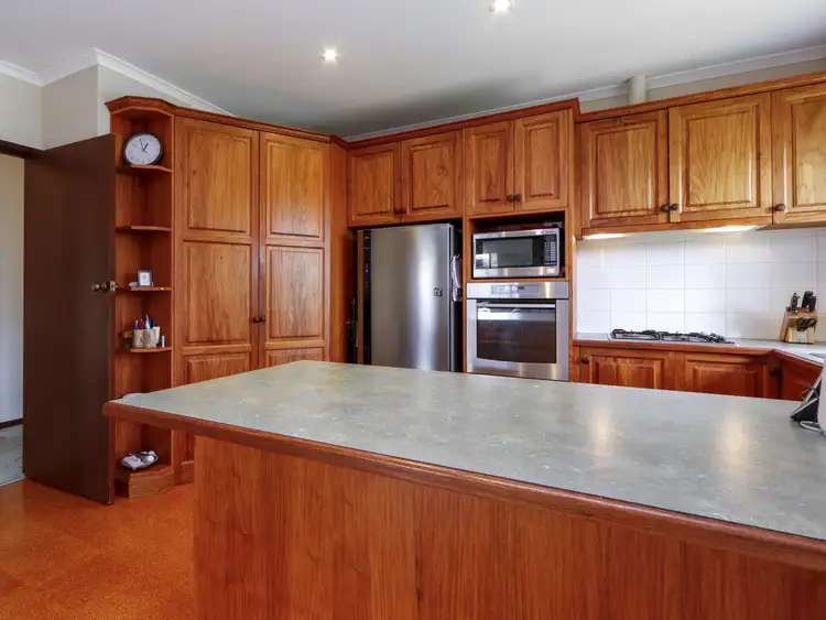 Sixth view of Homely house listing, 7 Canopus Court, Sale VIC 3850