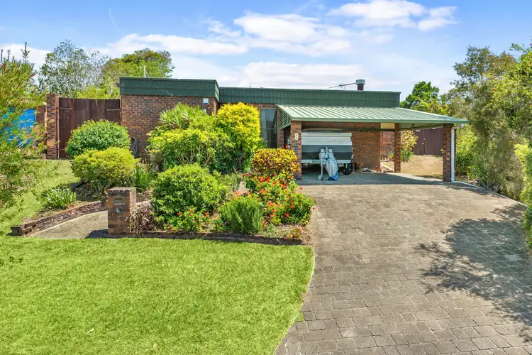8 Moira Street
