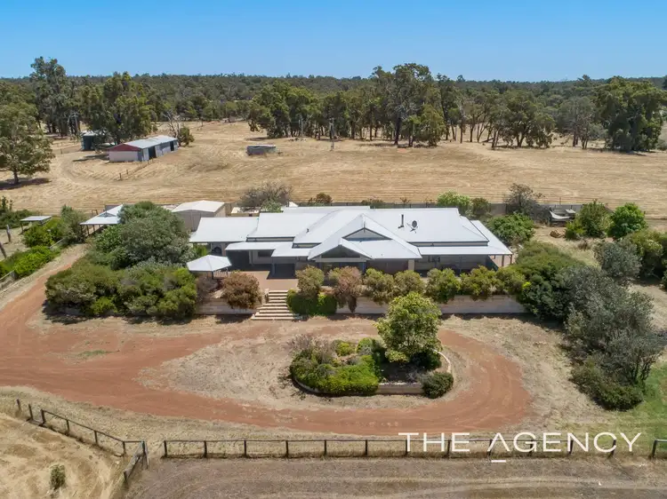 223 Dinsdale Road, Wooroloo WA 6558