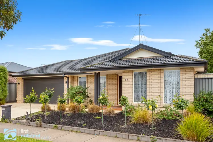 54 Grandlakes Way, Lara VIC 3212