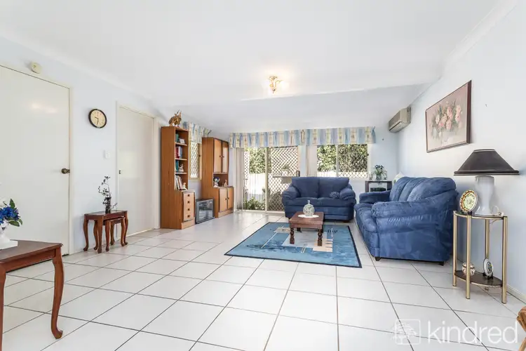 2/11 Osbourne Street, Scarborough QLD 4020