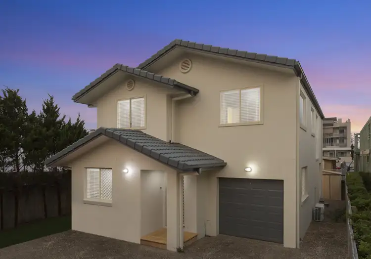 Second view of Homely house listing, 2/17 Evandale Crescent, Miami QLD 4220