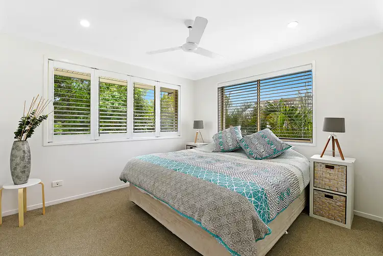 Sixth view of Homely house listing, 2/17 Evandale Crescent, Miami QLD 4220