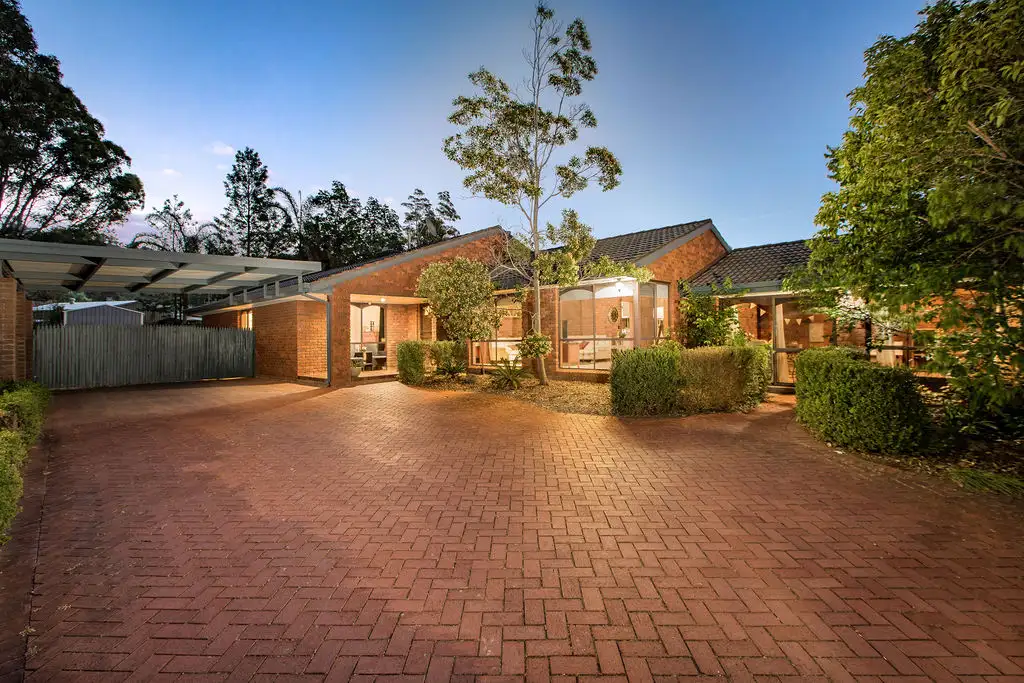 Main view of Homely house listing, 33 McMahon Place, Wodonga VIC 3690