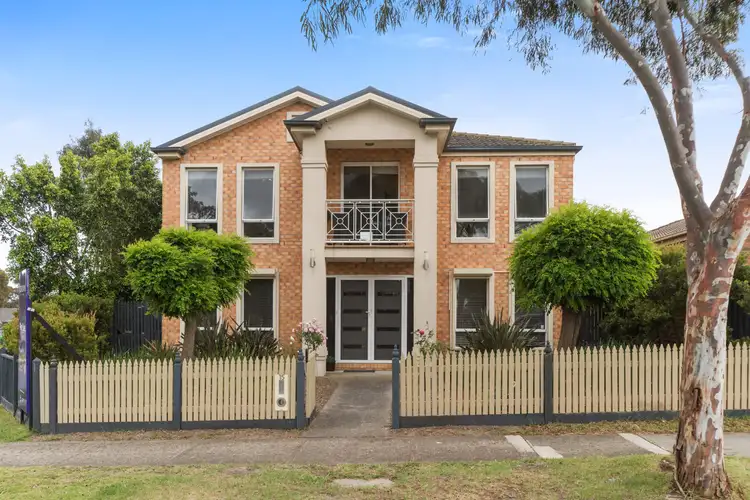 15 Postregna Way, Skye VIC 3977
