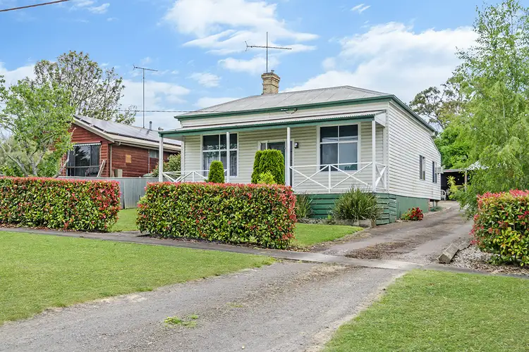 5 Mannett Street, Hamilton VIC 3300