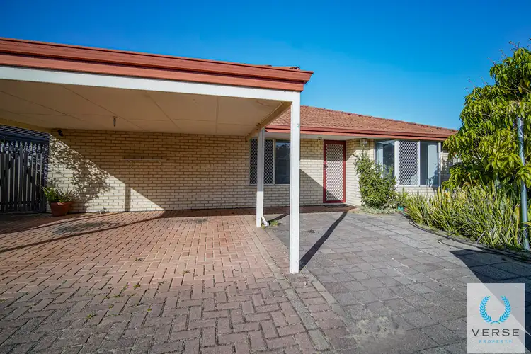 12 Brookman Avenue