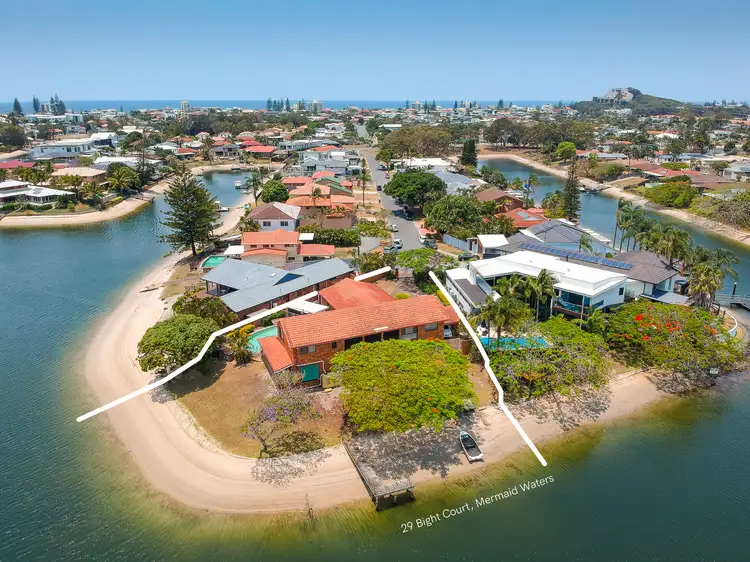 29 Bight Court, Mermaid Waters QLD 4218