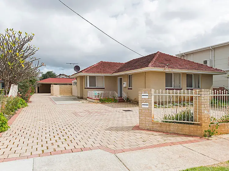 209 Roseberry Street