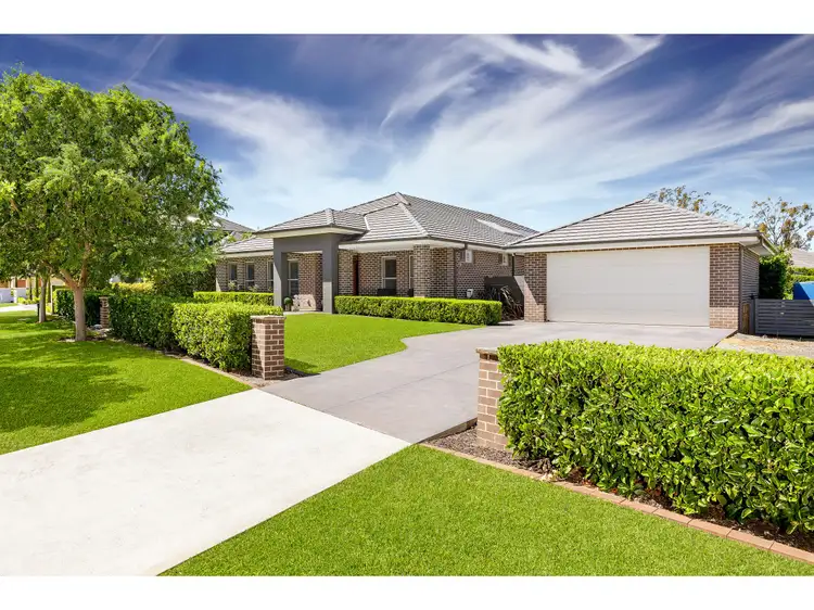 Main view of Homely house listing, 10 Oxenbridge Avenue, Wilton NSW 2571