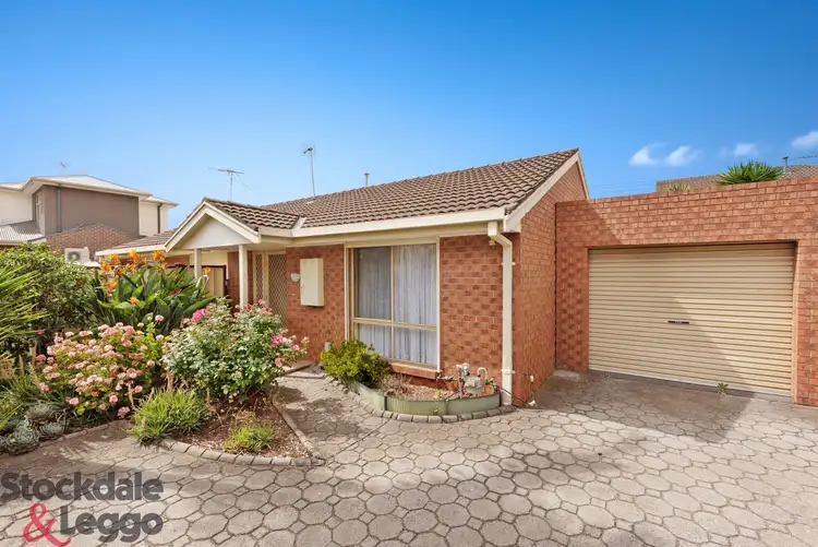 6/2 Douglas Avenue, St Albans VIC 3021