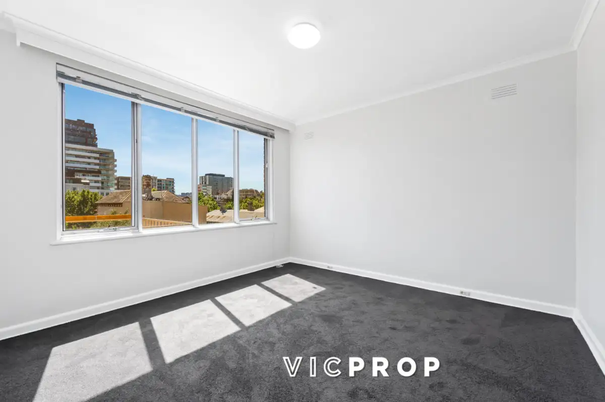 Main view of Homely apartment listing, 2/21 Rockley Road, South Yarra VIC 3141