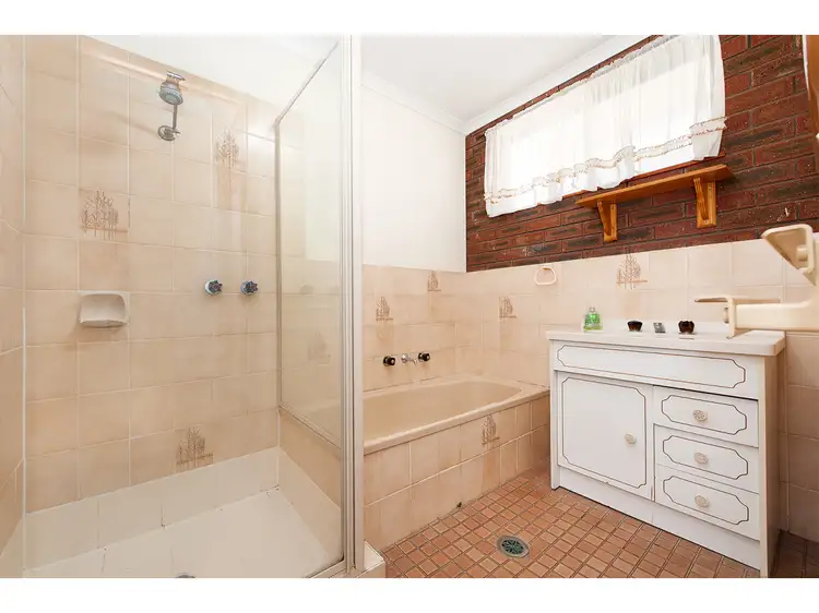 Fifth view of Homely unit listing, 16/595 Webb Street, Lavington NSW 2641